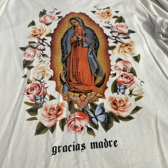 selling this long sleeve shirt!! - Picture 3 of 4